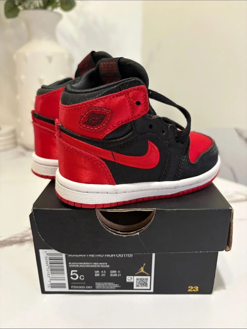 Nike Kids High-Top Sneakers in Black and Red